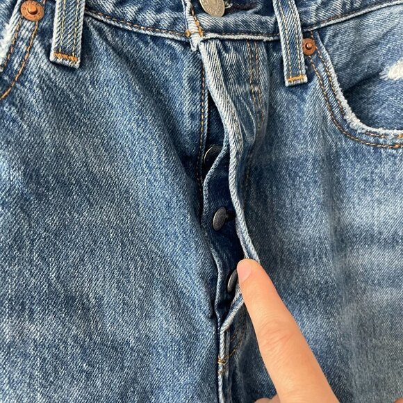 Levi's 501 Cropped High Rise Button Fly Waist Denim Medium Wash Jeans Blue 28 - Picture 6 of 10